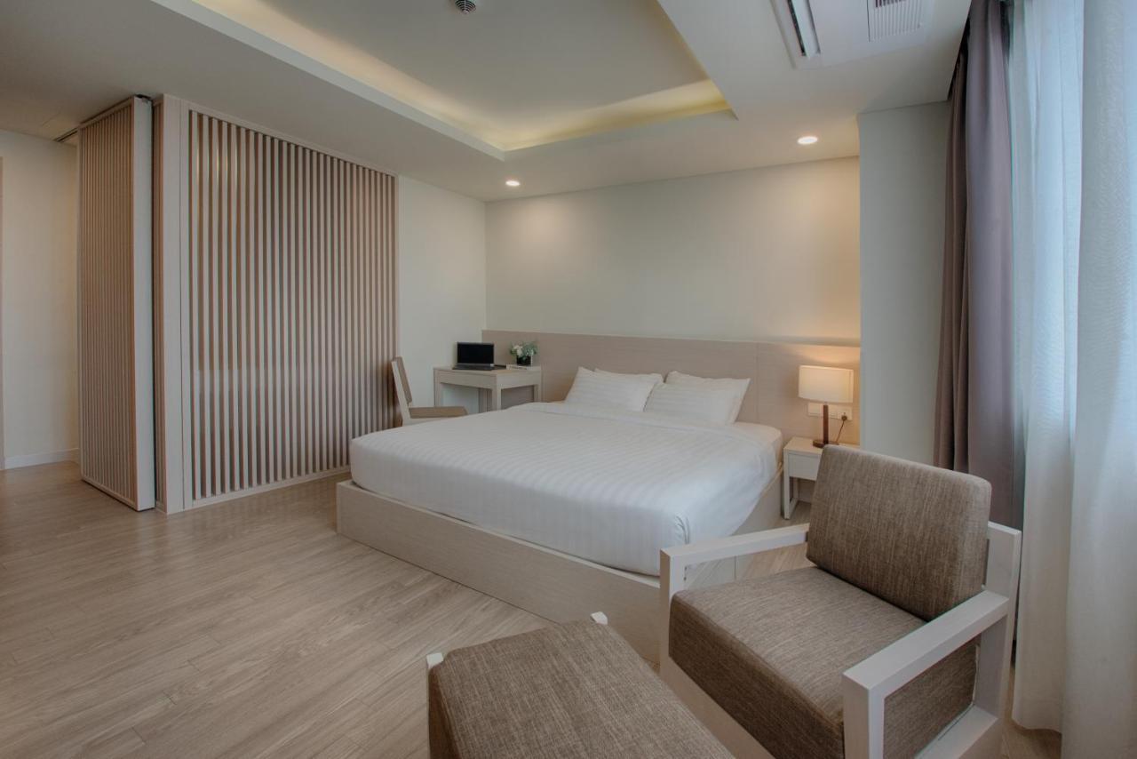 Granferte Phnom Penh Hotel Buitenkant foto