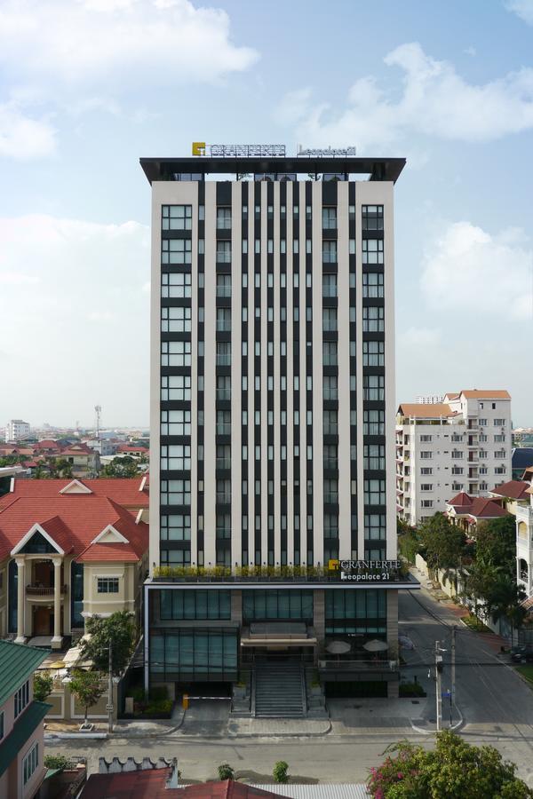 Granferte Phnom Penh Hotel Buitenkant foto